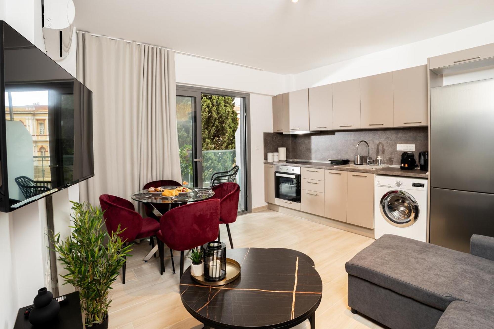Velvet Luxury Apartments In The City Center By Binobi! سالونيك المظهر الخارجي الصورة