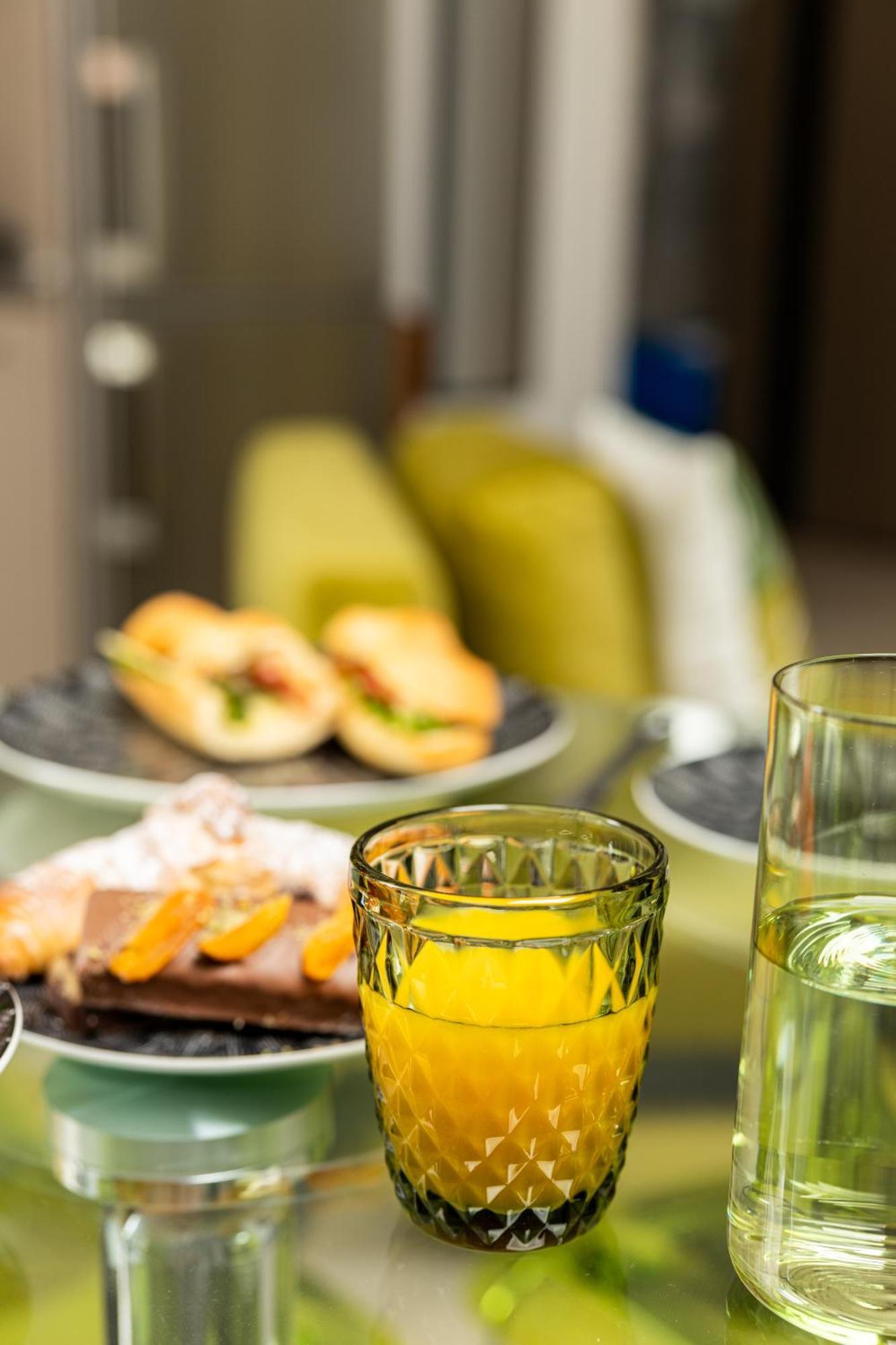 Velvet Luxury Apartments In The City Center By Binobi! سالونيك المظهر الخارجي الصورة